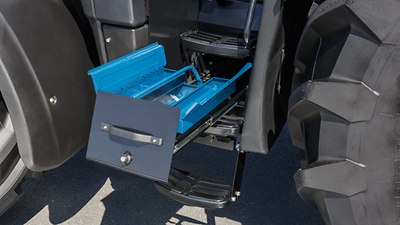 AXION 800 Stage V