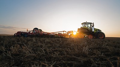 AXION 900 TERRA TRAC